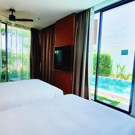 Wyndham Hoi An Royal Beachfront Resort-2